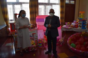 Lee más sobre el artículo PRESIDENTE DEL TCP REALIZÓ LA ENTREGA DE JUGUETES AL HOGAR CASA CUNA SAN JOSÉ DE POCONAS