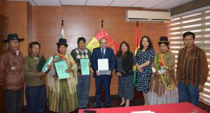 Lee más sobre el artículo El Tribunal Constitucional Plurinacional de Bolivia realizó la entrega de la DCP 0153/2016 al Municipio de Yaco