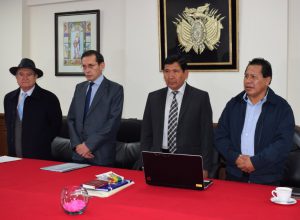 Lee más sobre el artículo TCP de Bolivia participa de la comisión en la jornada de entrevistas a postulantes a vocales constitucionales