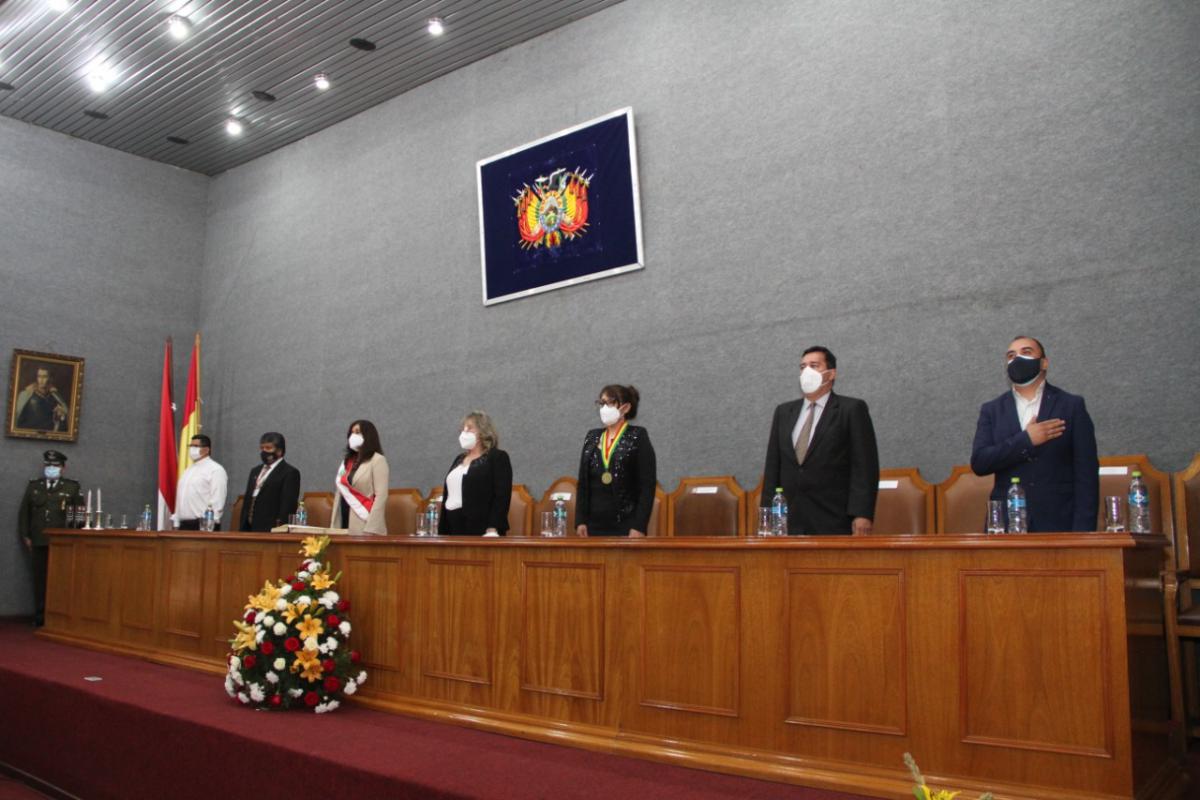Lee más sobre el artículo MAGISTRADA ELIZABETH CORNEJO REPRESENTÓ AL TCP DE BOLIVIA EN APERTURA JUDICIAL 2021 EN TARIJA