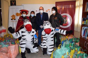 Lee más sobre el artículo Se inició con la entrega de canastas solidarias a familias de niñas, niños y adolescentes en situación de pobreza