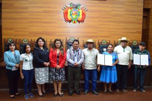 Lee más sobre el artículo El TCP entregó las Declaraciones Constitucionales Plurinacionales correspondientes a la Carta Orgánica de Azurduy y el Estatuto Autonómico de la Nación Monkóxɨ