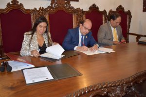 Lee más sobre el artículo TCP SUSCRIBIÓ CONVENIO DE COOPERACIÓN ACADÉMICA CON LA FACULTAD DE DERECHO DE LA UNIVERSIDAD SAN FRANCISCO XAVIER DE CHUQUISACA