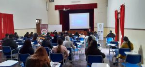 Lee más sobre el artículo EN LA CIUDAD DE TARIJA: MAGISTRADA ELIZABETH CORNEJO GALLARDO DESARROLLA LA CONFERENCIA MAGISTRAL «ACCESO JUSTICIA CONSTITUCIONAL PLURAL»