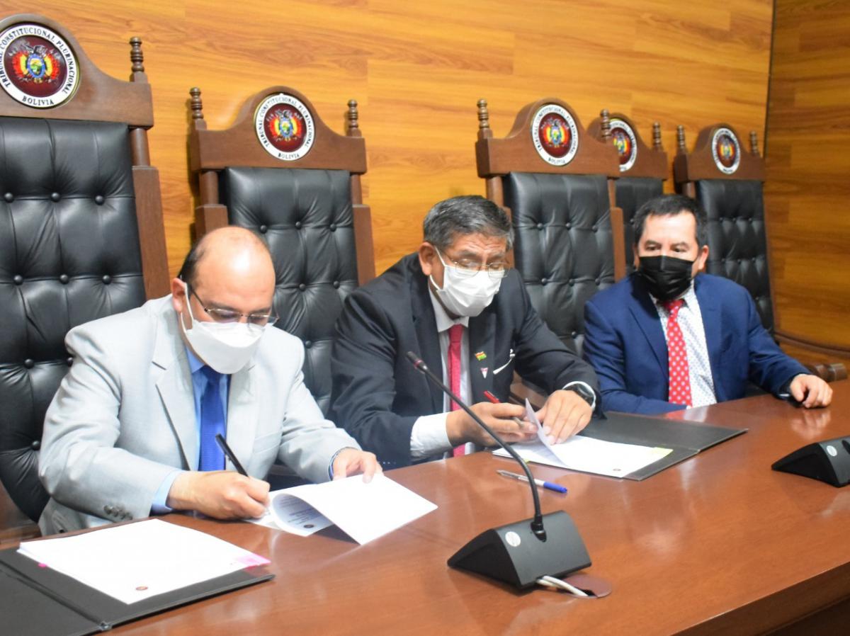 Lee más sobre el artículo TCP Y LA UNIVERSIDAD MAYOR DE SAN SIMÓN SUSCRIBEN CONVENIO DE COOPERACIÓN ACADÉMICA INTERINSTITUCIONAL