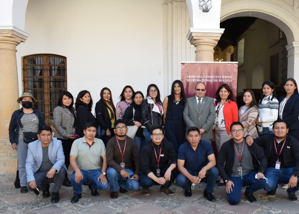 En este momento estás viendo AUTORIDADES, SERVIDORAS Y SERVIDORES DEL TCP VISITARON LA CASA DE LA LIBERTAD EN EL MARCO DE LAS JORNADAS DE CULTURA CONSTITUCIONAL