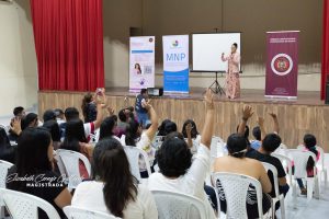 Lee más sobre el artículo MAGISTRADA ELIZABETH CORNEJO IMPARTIÓ EL MÓDULO “JUSTICIA CONSTITUCIONAL EN CONDICIONES DE IGUALDAD: JUZGAR CON PERSPECTIVA DE GÉNERO”