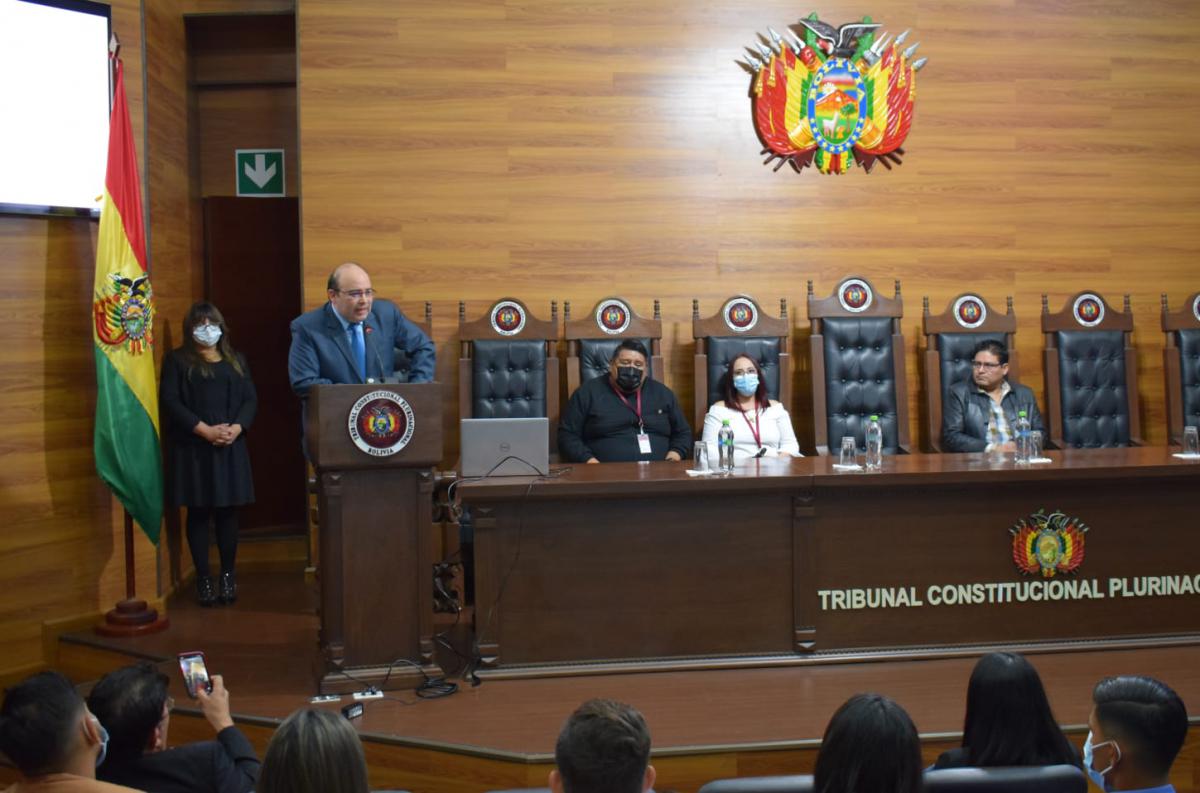 Lee más sobre el artículo ESTUDIANTES DE LA UNIVERSIDAD AUTÓNOMA DEL BENI «JOSÉ BALLIVIÁN» PARTICIPARON DEL TALLER «ACCIONES DE DEFENSA» EN EL TCP
