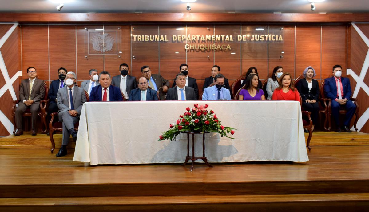 Lee más sobre el artículo PRESIDENTE DEL TCP PARTICIPÓ EN EL ACTO DE INAUGURACIÓN DEL AÑO JUDICIAL DEL TRIBUNAL DEPARTAMENTAL DE JUSTICIA DE CHUQUISACA
