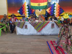 Lee más sobre el artículo MAGISTRADA GEORGINA AMUSQUIVAR PARTICIPÓ COMO EXPOSITORA EN EL CURSO TALLER: “LA JURISDICCIÓN INDÍGENA ORIGINARIA CAMPESINA EN EL MARCO DE LA JUSTICIA CONSTITUCIONAL PLURAL”, EN EL MUNICIPIO DE CHALLAPATA