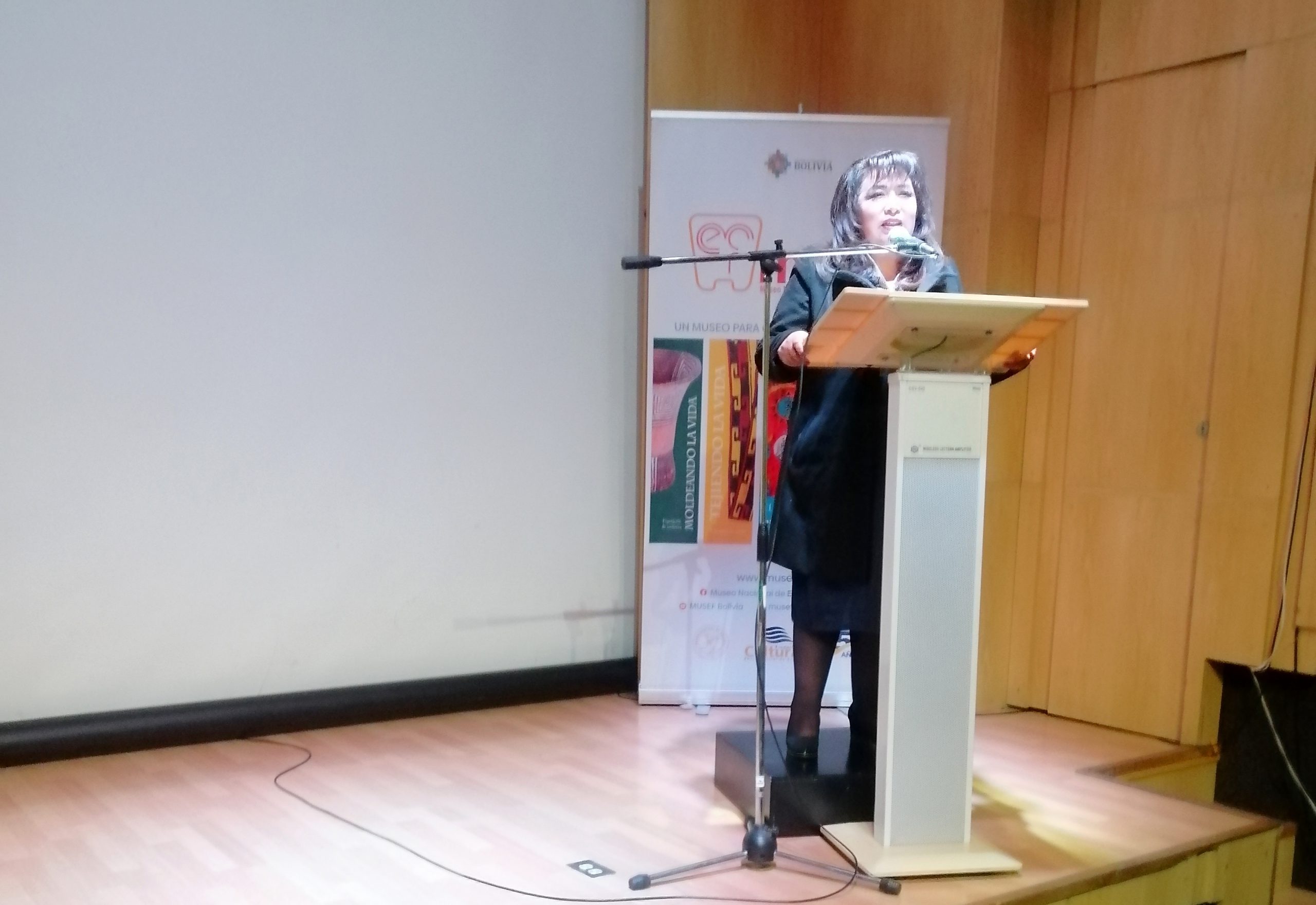 Lee más sobre el artículo MAGISTRADA BRIGIDA CELIA VARGAS BARAÑADO Y LETRADO DE SALA SEGUNDA PARTICIPARON COMO EXPOSITORES EN EL “DIÁLOGO PLURAL E INTERCULTURAL”