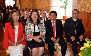 Lee más sobre el artículo MAGISTRADA DEL TCP, KAREM GALLARDO SEJAS PARTICIPÓ EN EL ACTO DE PRESENTACIÓN DE LA “SEDE ACADÉMICA JURISDICCIONAL LA PLATA” DE LA UNIVERSIDAD CATÓLICA BOLIVIANA