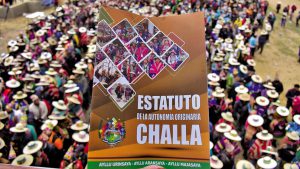 Lee más sobre el artículo COMUNIDAD COCHABAMBINA APROBÓ ESTATUTO AUTONÓMICO A FINALES DE 2023