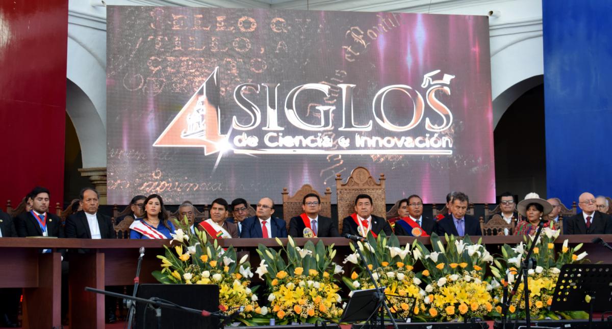 Lee más sobre el artículo AUTORIDADES DEL TCP PARTICIPARON EN EL ACTO DE CONMEMORACIÓN DE LOS 400 AÑOS DE FUNDACIÓN DE LA UNIVERSIDAD MAYOR, REAL Y PONTIFICIA DE SAN FRANCISCO XAVIER DE CHUQUISACA