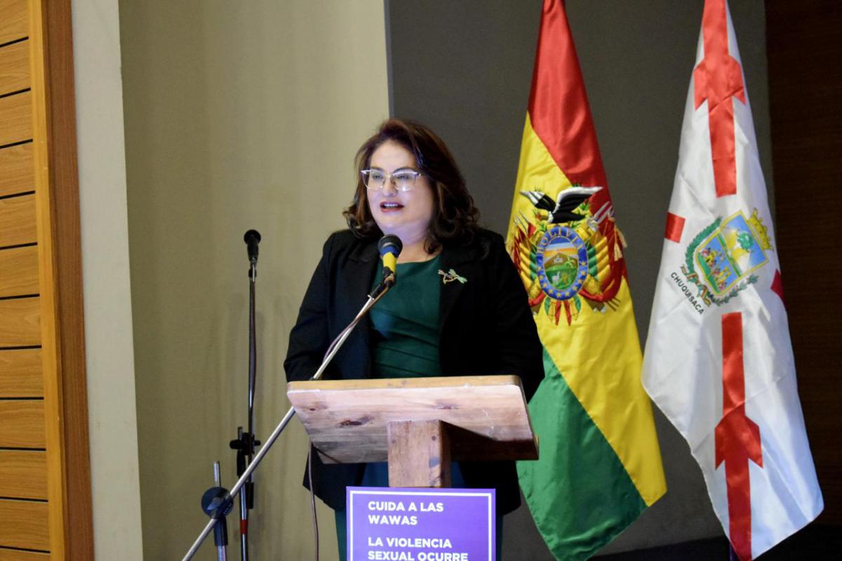 Lee más sobre el artículo MAGISTRADA KAREM GALLARDO SEJAS PARTICIPÓ EN SEMINARIO: “EN BUSCA DE UN MEJOR ACCESO A LA JUSTICIA, POR UNA VIDA LIBRE DE VIOLENCIA EN EL MUNICIPIO DE SUCRE”