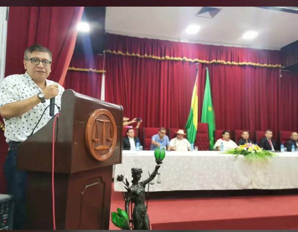 En este momento estás viendo TRIBUNAL CONSTITUCIONAL PLURINACIONAL DE BOLIVIA SALUDA AL BENI EN SU CELEBRACIÓN DE LA SAGRADA TRINIDAD CON ACTIVIDADES ACADÉMICAS