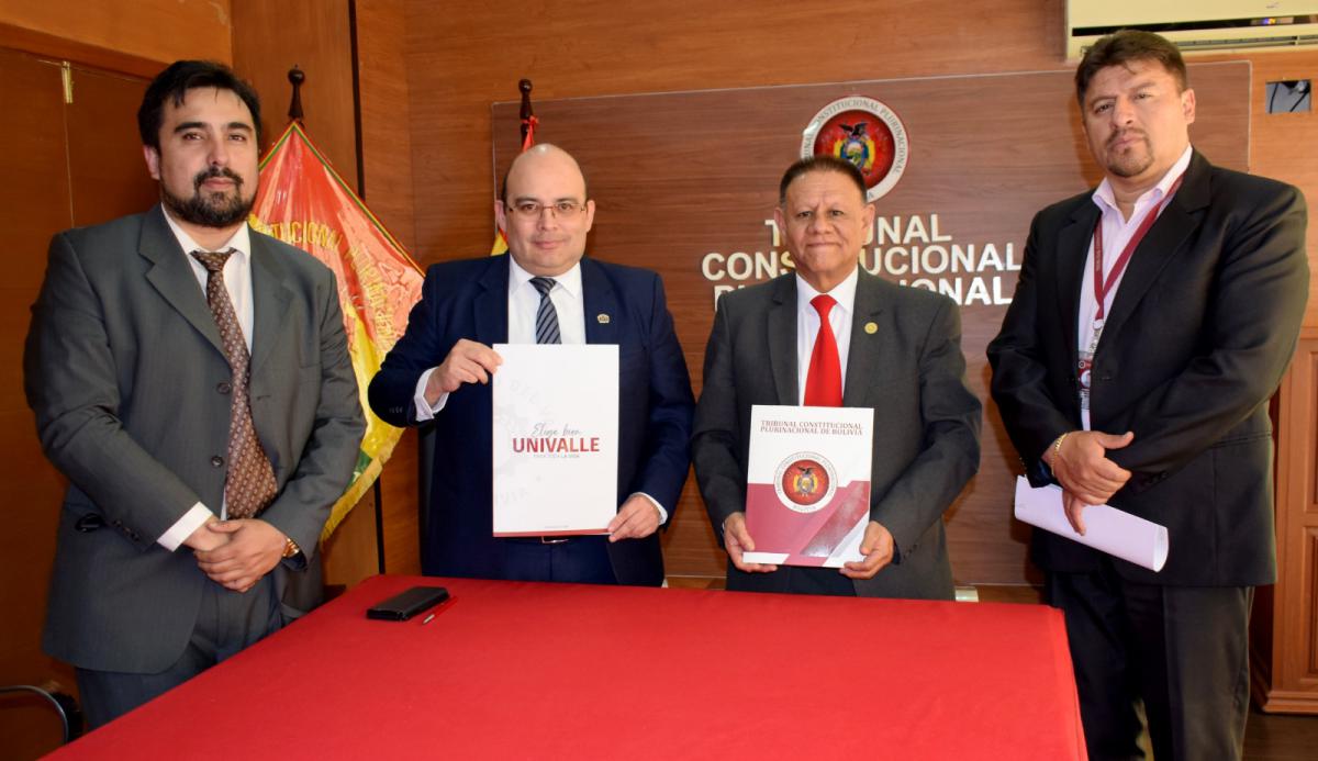 En este momento estás viendo TCP Y UNIVALLE SUSCRIBEN CONVENIO DE COOPERACIÓN ACADÉMICA INTERINSTITUCIONAL