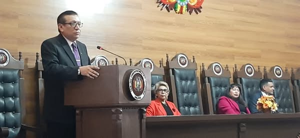 En este momento estás viendo MAGISTRADOS DEL TCP SALUDAN LA GESTIÓN DEL PRESIDENTE GONZALO MIGUEL HURTADO ZAMORANO