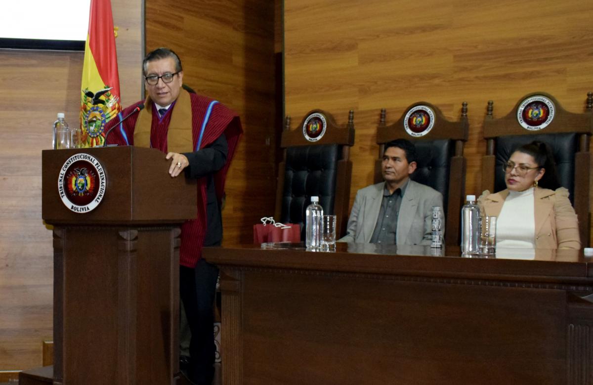 Lee más sobre el artículo TRIBUNAL CONSTITUCIONAL PLURINACIONAL FORTALECE LAZOS DE COOPERACIÓN INSTITUCIONAL CON TODOS LOS MUNICIPIOS DE BOLIVIA