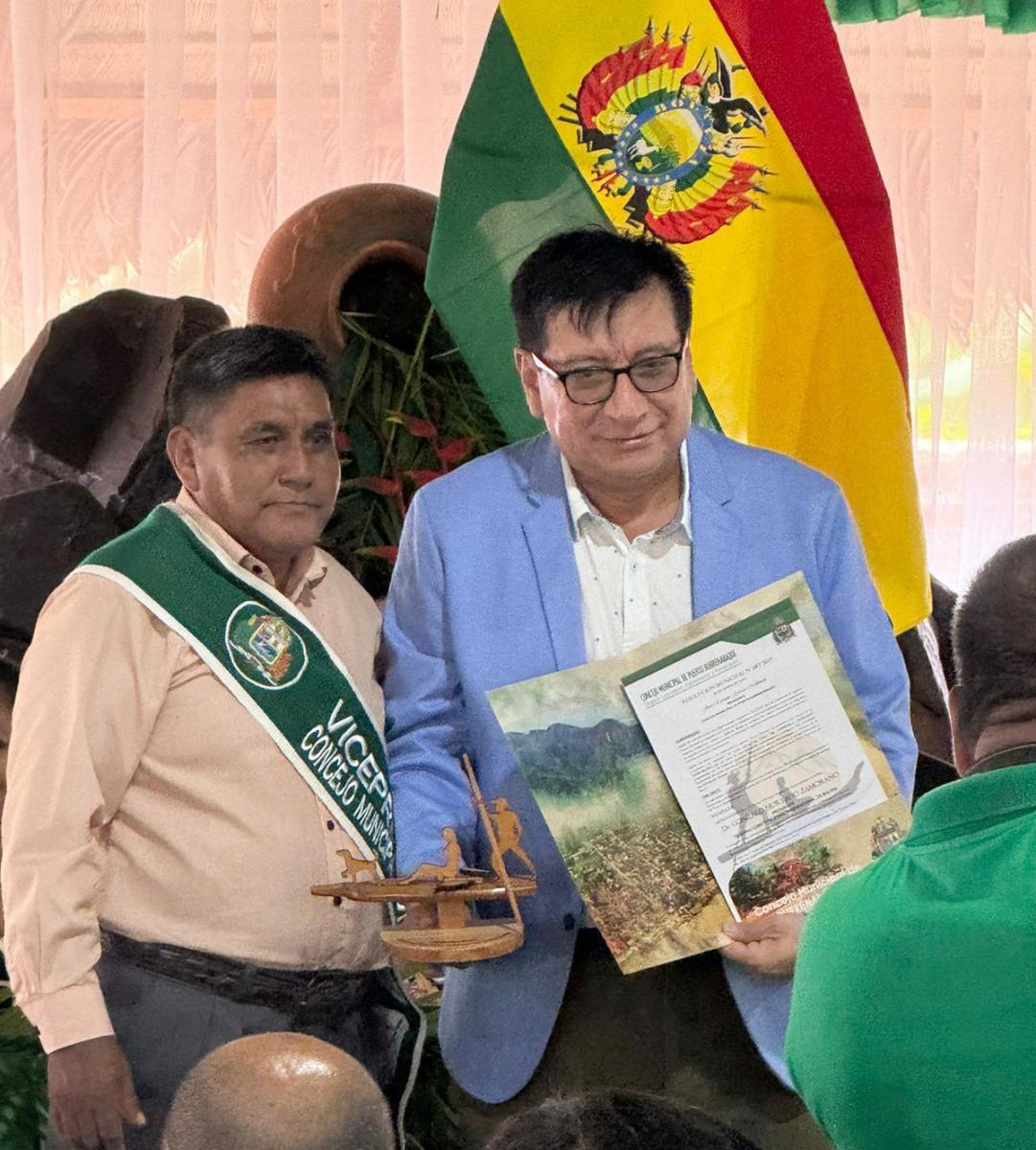 Lee más sobre el artículo EL MUNICIPIO DE RURRENABAQUE DISTINGUE COMO HUÉSPED ILUSTRE AL PRESIDENTE DEL TCP GONZALO HURTADO ZAMORANO