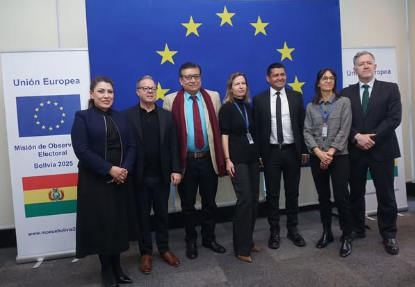 Lee más sobre el artículo 𝑴𝑰𝑺𝑰𝑶́𝑵 𝑫𝑬 𝑶𝑩𝑺𝑬𝑹𝑽𝑨𝑪𝑰𝑶́𝑵 𝑬𝑳𝑬𝑪𝑻𝑶𝑹𝑨𝑳 𝑫𝑬 𝑳𝑨 𝑼𝑵𝑰𝑶́𝑵 𝑬𝑼𝑹𝑶𝑷𝑬𝑨 𝑹𝑬𝑪𝑰𝑩𝑬 𝑺𝑨𝑻𝑰𝑺𝑭𝑨𝑪𝑻𝑶𝑹𝑰𝑨𝑴𝑬𝑵𝑻𝑬 𝑰𝑵𝑭𝑶𝑹𝑴𝑬 𝑫𝑬𝑳 𝑻𝑪𝑷 𝑺𝑶𝑩𝑹𝑬 𝑳𝑨𝑺 𝑬𝑳𝑬𝑪𝑪𝑰𝑶𝑵𝑬𝑺 𝑮𝑬𝑵𝑬𝑹𝑨𝑳𝑬𝑺 2025 𝑬𝑵 𝑩𝑶𝑳𝑰𝑽𝑰𝑨