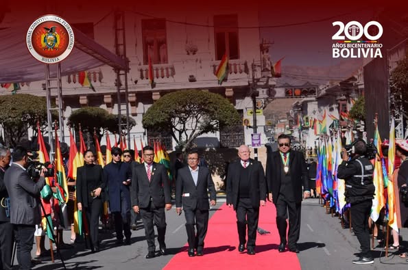 Lee más sobre el artículo 𝑬𝑳 𝑻𝑪𝑷 𝑷𝑨𝑹𝑻𝑰𝑪𝑰𝑷𝑨 𝑫𝑬 𝑻𝑶𝑫𝑶𝑺 𝑳𝑶𝑺 𝑨𝑪𝑻𝑶𝑺 𝑪𝑰́𝑽𝑰𝑪𝑶𝑺 𝑬𝑵 𝑪𝑶𝑵𝑴𝑬𝑴𝑶𝑹𝑨𝑪𝑰𝑶́𝑵 𝑨𝑳 𝑩𝑰𝑪𝑬𝑵𝑻𝑬𝑵𝑨𝑹𝑰𝑶 𝑫𝑬 𝑩𝑶𝑳𝑰𝑽𝑰𝑨