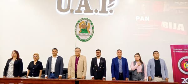 Lee más sobre el artículo 𝐓𝐂𝐏 𝐃𝐄𝐒𝐀𝐑𝐎𝐋𝐋𝐀 𝐏𝐑𝐈𝐌𝐄𝐑 𝐂𝐎𝐍𝐕𝐄𝐑𝐒𝐀𝐓𝐎𝐑𝐈𝐎 𝐀𝐂𝐀𝐃𝐄́𝐌𝐈𝐂𝐎 𝐄𝐍 𝐋𝐀 𝐔𝐍𝐈𝐕𝐄𝐑𝐒𝐈𝐃𝐀𝐃 𝐀𝐌𝐀𝐙𝐎́𝐍𝐈𝐂𝐀 𝐃𝐄 𝐏𝐀𝐍𝐃𝐎 𝐘 𝐏𝐋𝐀𝐍𝐓𝐄𝐀 𝐂𝐈𝐍𝐂𝐎 𝐄𝐉𝐄𝐒 𝐂𝐄𝐍𝐓𝐑𝐀𝐋𝐄𝐒 𝐏𝐀𝐑𝐀 𝐋𝐀 𝐑𝐄𝐅𝐎𝐑𝐌𝐀 𝐃𝐄 𝐋𝐀 𝐂𝐎𝐍𝐒𝐓𝐈𝐓𝐔𝐂𝐈𝐎́𝐍