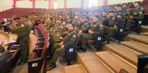 Lee más sobre el artículo 𝐄𝐋 𝐓𝐂𝐏 𝐅𝐎𝐑𝐓𝐀𝐋𝐄𝐂𝐄 𝐂𝐎𝐍𝐎𝐂𝐈𝐌𝐈𝐄𝐍𝐓𝐎𝐒 𝐀 𝐀𝐋𝐔𝐌𝐍𝐎𝐒 𝐃𝐄 𝐋𝐀 𝐄𝐒𝐂𝐔𝐄𝐋𝐀 𝐒𝐔𝐏𝐄𝐑𝐈𝐎𝐑 𝐃𝐄 𝐏𝐎𝐋𝐈𝐂𝐈𝐀𝐒 𝐄𝐍 𝐒𝐔𝐂𝐑𝐄