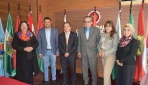 Lee más sobre el artículo TRIBUNAL CONSTITUCIONAL PLURINACIONAL Y CÁMARA AGROPECUARIA DEL ORIENTE SIENTAN LAS BASES DE UNA AGENDA CONJUNTA DE TRABAJO