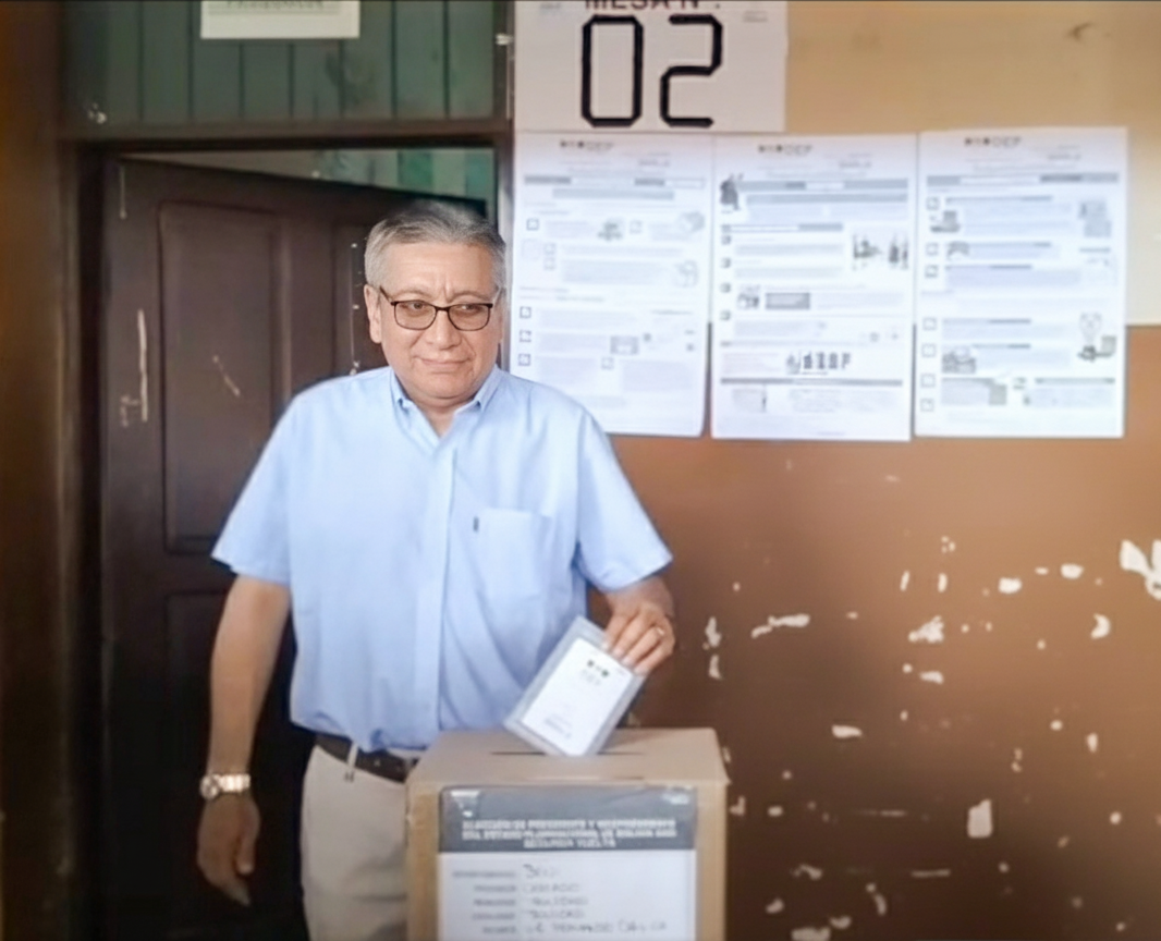 Lee más sobre el artículo 𝐏𝐑𝐄𝐒𝐈𝐃𝐄𝐍𝐓𝐄 𝐃𝐄𝐋 𝐓𝐂𝐏 𝐆𝐎𝐍𝐙𝐀𝐋𝐎 𝐇𝐔𝐑𝐓𝐀𝐃𝐎 𝐄𝐌𝐈𝐓𝐈𝐎́ 𝐒𝐔 𝐕𝐎𝐓𝐎 𝐄𝐍 𝐋𝐀 𝐂𝐈𝐔𝐃𝐀𝐃 𝐃𝐄 𝐓𝐑𝐈𝐍𝐈𝐃𝐀𝐃