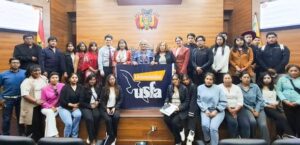 Lee más sobre el artículo 𝐃𝐞𝐬𝐝𝐞 𝐕𝐢𝐥𝐥𝐚𝐳𝐨́𝐧 𝐄𝐒𝐓𝐔𝐃𝐈𝐀𝐍𝐓𝐄𝐒 𝐃𝐄 𝐋𝐀 𝐔𝐍𝐈𝐕𝐄𝐑𝐒𝐈𝐃𝐀𝐃 𝐏𝐑𝐈𝐕𝐀𝐃𝐀 𝐒𝐀𝐍 𝐅𝐑𝐀𝐍𝐂𝐈𝐒𝐂𝐎 𝐃𝐄 𝐀𝐒𝐈́𝐒 𝐅𝐎𝐑𝐓𝐀𝐋𝐄𝐂𝐈𝐄𝐑𝐎𝐍 𝐂𝐎𝐍𝐎𝐂𝐈𝐌𝐈𝐄𝐍𝐓𝐎𝐒 𝐀𝐂𝐀𝐃𝐄́𝐌𝐈𝐂𝐎𝐒 𝐄𝐍 𝐄𝐋 𝐓𝐂𝐏