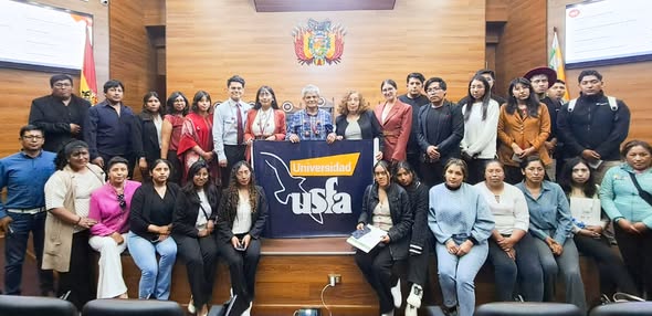 Lee más sobre el artículo 𝐃𝐞𝐬𝐝𝐞 𝐕𝐢𝐥𝐥𝐚𝐳𝐨́𝐧 𝐄𝐒𝐓𝐔𝐃𝐈𝐀𝐍𝐓𝐄𝐒 𝐃𝐄 𝐋𝐀 𝐔𝐍𝐈𝐕𝐄𝐑𝐒𝐈𝐃𝐀𝐃 𝐏𝐑𝐈𝐕𝐀𝐃𝐀 𝐒𝐀𝐍 𝐅𝐑𝐀𝐍𝐂𝐈𝐒𝐂𝐎 𝐃𝐄 𝐀𝐒𝐈́𝐒 𝐅𝐎𝐑𝐓𝐀𝐋𝐄𝐂𝐈𝐄𝐑𝐎𝐍 𝐂𝐎𝐍𝐎𝐂𝐈𝐌𝐈𝐄𝐍𝐓𝐎𝐒 𝐀𝐂𝐀𝐃𝐄́𝐌𝐈𝐂𝐎𝐒 𝐄𝐍 𝐄𝐋 𝐓𝐂𝐏