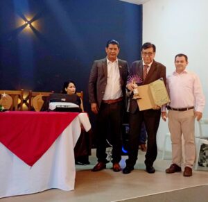 Lee más sobre el artículo 𝐋𝐀 𝐂𝐎𝐌𝐔𝐍𝐈𝐃𝐀𝐃 𝐉𝐔𝐑𝐈́𝐃𝐈𝐂𝐀 𝐘 𝐀𝐂𝐀𝐃𝐄́𝐌𝐈𝐂𝐀 𝐃𝐄𝐋 𝐁𝐄𝐍𝐈 𝐑𝐄𝐂𝐎𝐍𝐎𝐂𝐄𝐍 𝐋𝐀 𝐓𝐑𝐀𝐘𝐄𝐂𝐓𝐎𝐑𝐈𝐀 𝐃𝐄𝐋 𝐏𝐑𝐄𝐒𝐈𝐃𝐄𝐍𝐓𝐄 𝐃𝐄𝐋 𝐓𝐂𝐏, 𝐆𝐎𝐍𝐙𝐀𝐋𝐎 𝐇𝐔𝐑𝐓𝐀𝐃𝐎 𝐙𝐀𝐌𝐎𝐑𝐀𝐍𝐎