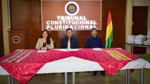 Lee más sobre el artículo 𝐄𝐥 𝐓𝐫𝐢𝐛𝐮𝐧𝐚𝐥 𝐂𝐨𝐧𝐬𝐭𝐢𝐭𝐮𝐜𝐢𝐨𝐧𝐚𝐥 𝐏𝐥𝐮𝐫𝐢𝐧𝐚𝐜𝐢𝐨𝐧𝐚𝐥 (𝐓𝐂𝐏) 𝐫𝐞𝐚𝐥𝐢𝐳ó 𝐞𝐥 𝐩𝐫𝐢𝐦𝐞𝐫 𝐬𝐨𝐫𝐭𝐞𝐨 𝐩ú𝐛𝐥𝐢𝐜𝐨 𝐝𝐞 𝐜𝐚𝐮𝐬𝐚𝐬 𝐝𝐞 𝐥𝐚 𝐠𝐞𝐬𝐭𝐢ó𝐧 𝟐𝟎𝟐𝟔, 𝐭𝐫𝐚𝐧𝐬𝐦𝐢𝐭𝐢𝐝𝐨 𝐞𝐧 𝐯𝐢𝐯𝐨, 𝐟𝐨𝐫𝐭𝐚𝐥𝐞𝐜𝐢𝐞𝐧𝐝𝐨 𝐥𝐚 𝐭𝐫𝐚𝐧𝐬𝐩𝐚𝐫𝐞𝐧𝐜𝐢𝐚 𝐢𝐧𝐬𝐭𝐢𝐭𝐮𝐜𝐢𝐨𝐧𝐚𝐥.