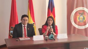 Lee más sobre el artículo Magistrados del TCP ratifican en Oruro la continuidad institucional y la defensa de la Constitución