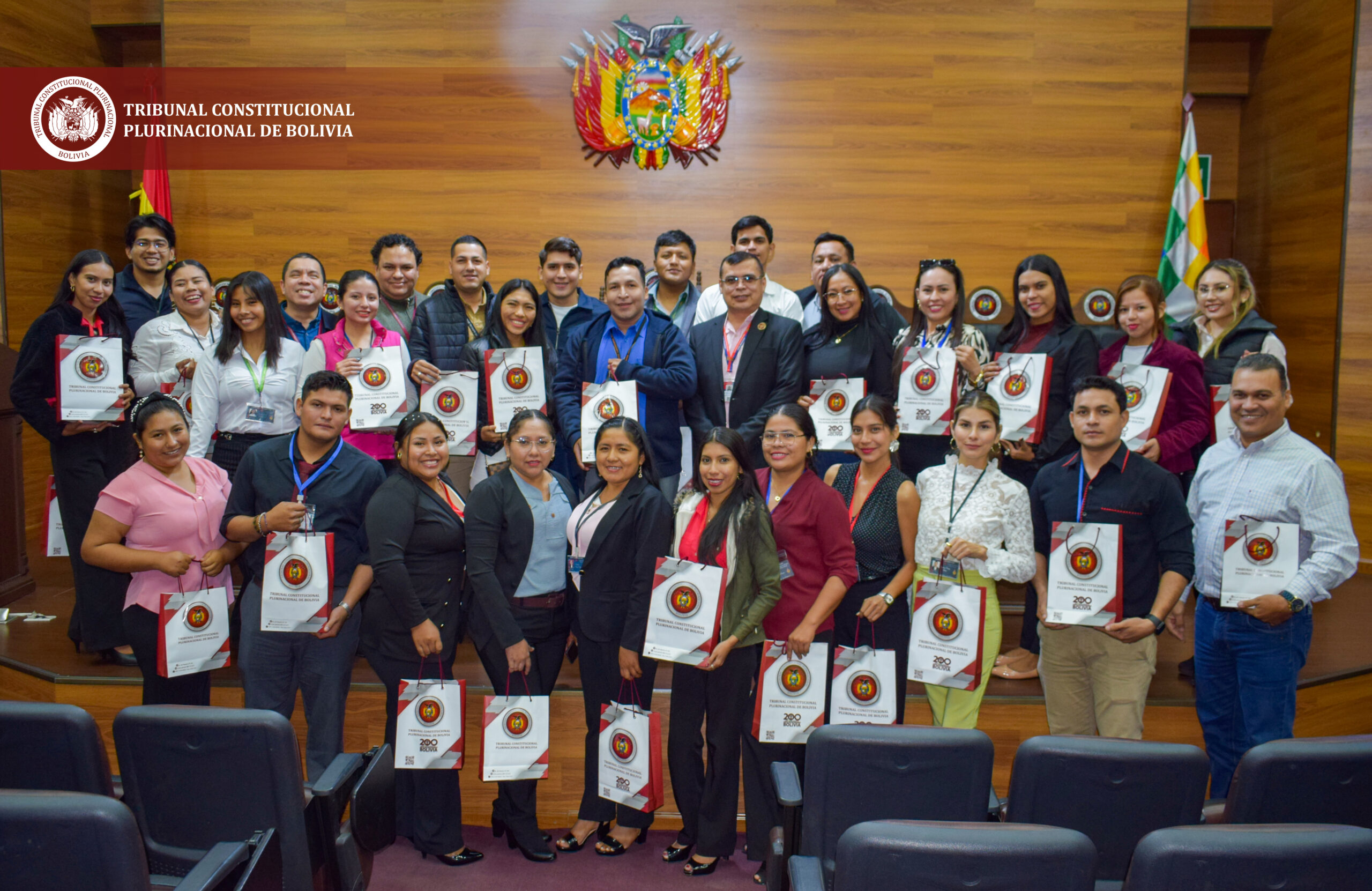 Lee más sobre el artículo Desde el Beni hasta Sucre, el conocimiento constitucional une a las nuevas generaciones.